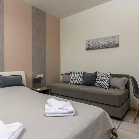 Finikes بيت ضيافة 4*