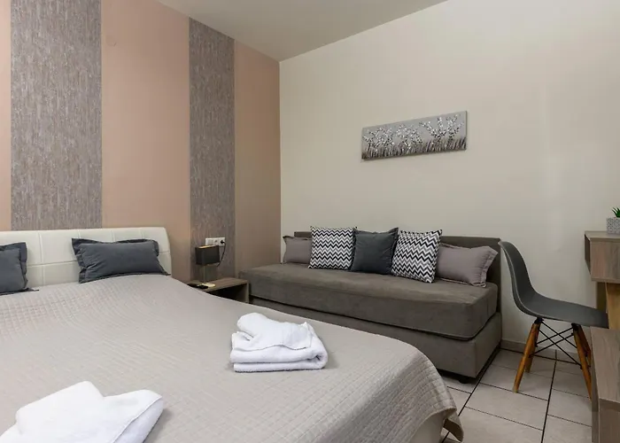 Finikes Casa de hóspedes 4*