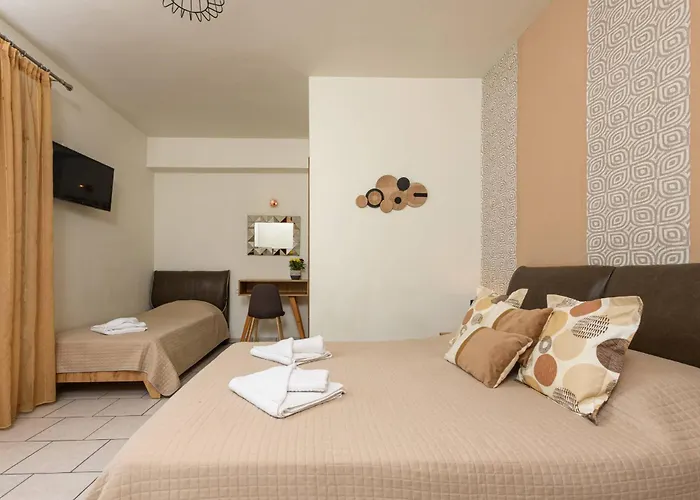 Casa de hóspedes Finikes 4*