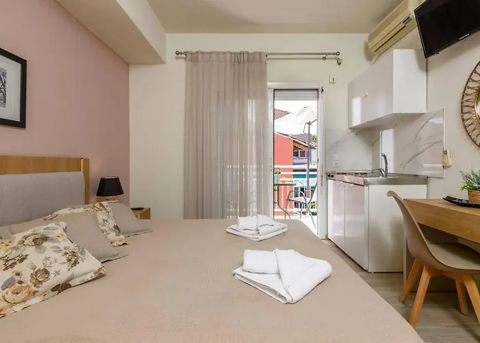 Casa de hóspedes Finikes